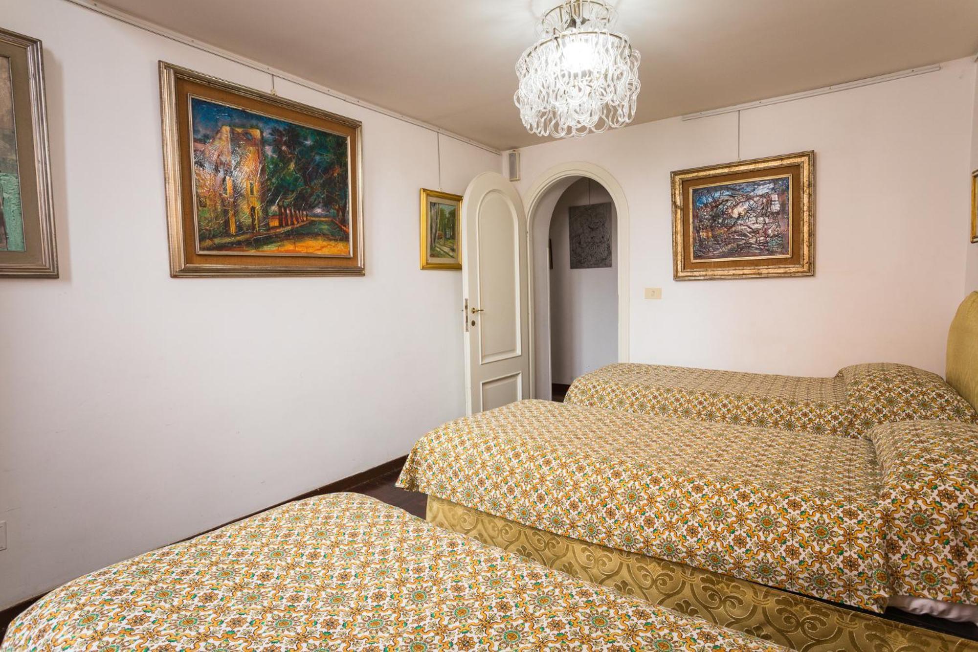 רומא Appartamento D'Epoca Colosseo Art Gallery מראה חיצוני תמונה